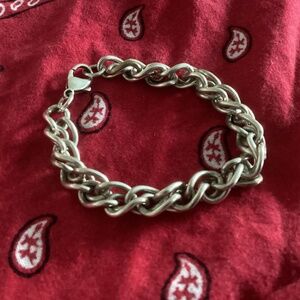 Chunky silver ..thick. In great condition bracelet